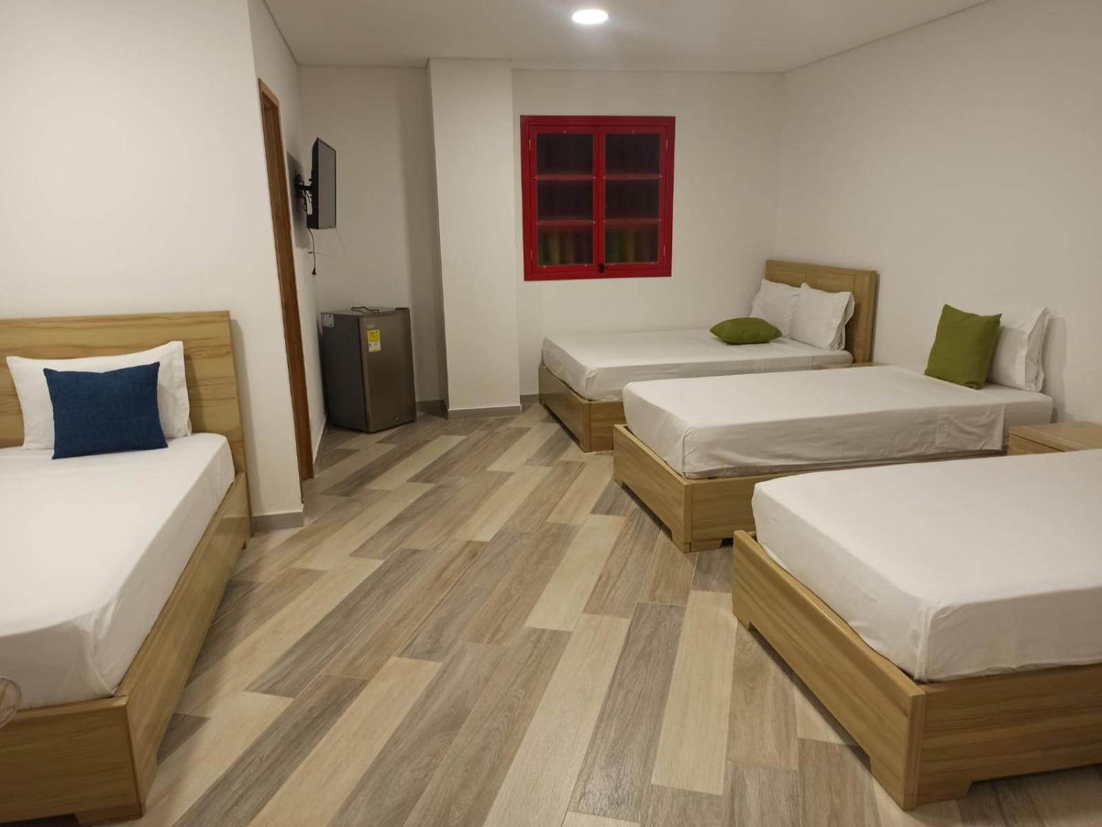 Alto Verde Hotel Guatapé エクステリア 写真