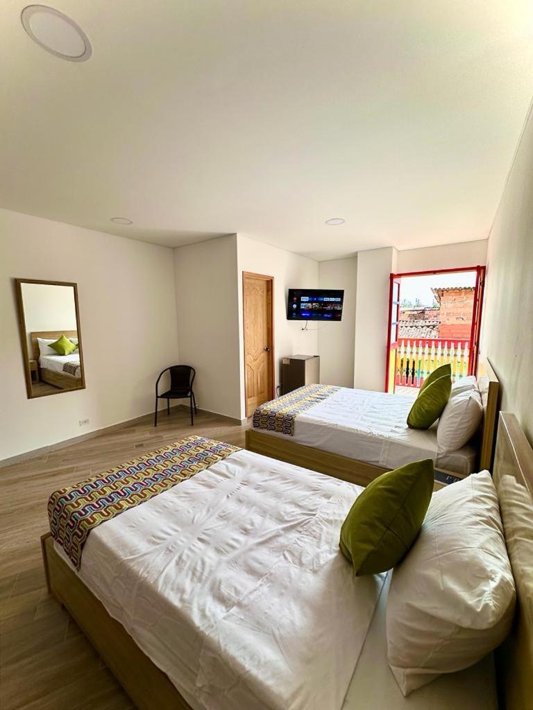 Alto Verde Hotel Guatapé エクステリア 写真